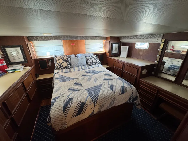 Slide: The Image of Hatteras 53 Extended Deck 1985 - 77