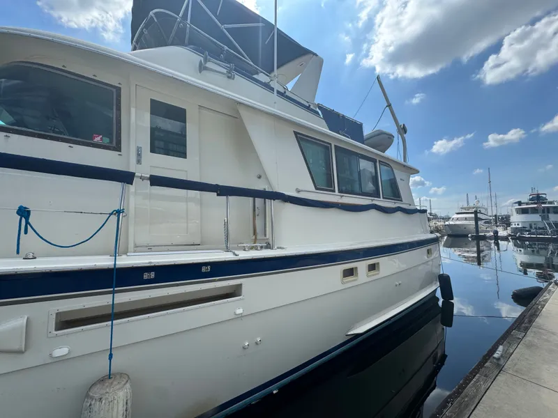 Slide: The Image of Hatteras 53 Extended Deck 1985 - 8