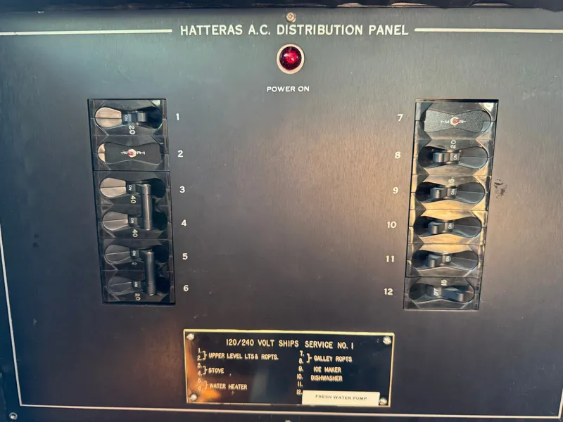 Slide: The Image of Hatteras 53 Extended Deck 1985 - 85