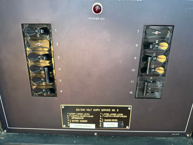 Slide: The Image of Hatteras 53 Extended Deck 1985 - 86