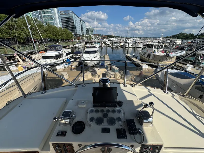 Slide: The Image of Hatteras 53 Extended Deck 1985 - 95