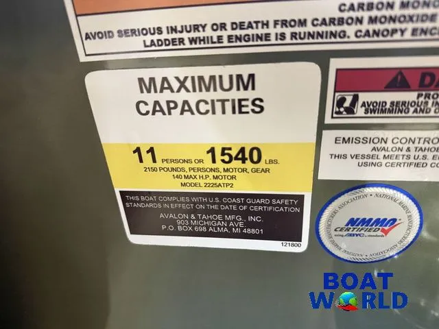 Slide: The Image of Tahoe Sport 2385 Rear Fish & Honda 4-Stroke EFI 2026 - 16