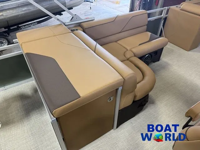 Slide: The Image of Tahoe Sport 2385 Rear Fish & Honda 4-Stroke EFI 2026 - 17