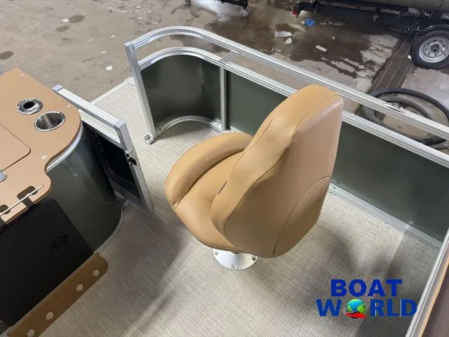 Slide: The Image of Tahoe Sport 2385 Rear Fish & Honda 4-Stroke EFI 2026 - 20