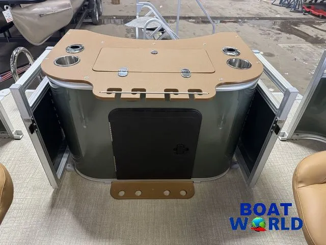 Slide: The Image of Tahoe Sport 2385 Rear Fish & Honda 4-Stroke EFI 2026 - 22