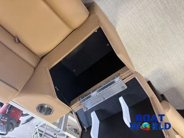 Slide: The Image of Tahoe Sport 2385 Rear Fish & Honda 4-Stroke EFI 2026 - 30