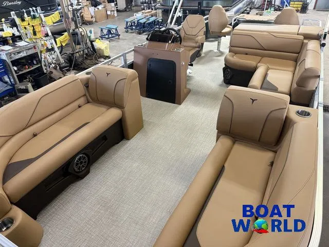 Slide: The Image of Tahoe Sport 2385 Rear Fish & Honda 4-Stroke EFI 2026 - 33