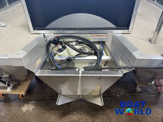 Slide: The Image of Tahoe Sport 2385 Rear Fish & Honda 4-Stroke EFI 2026 - 41