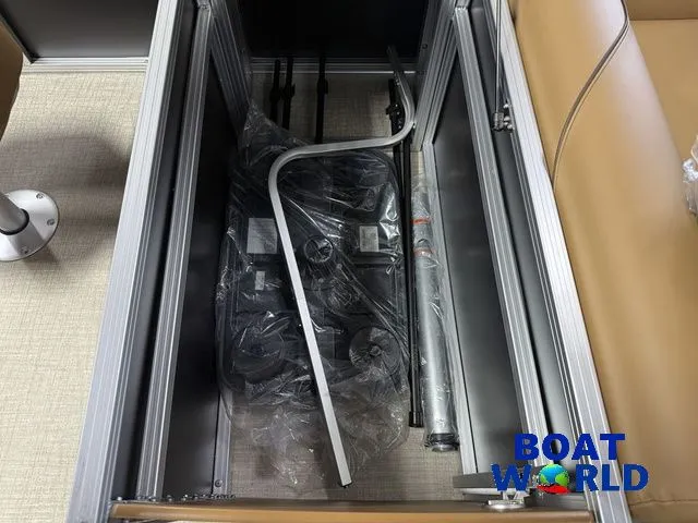 Slide: The Image of Tahoe Sport 2385 Rear Fish & Honda 4-Stroke EFI 2026 - 19