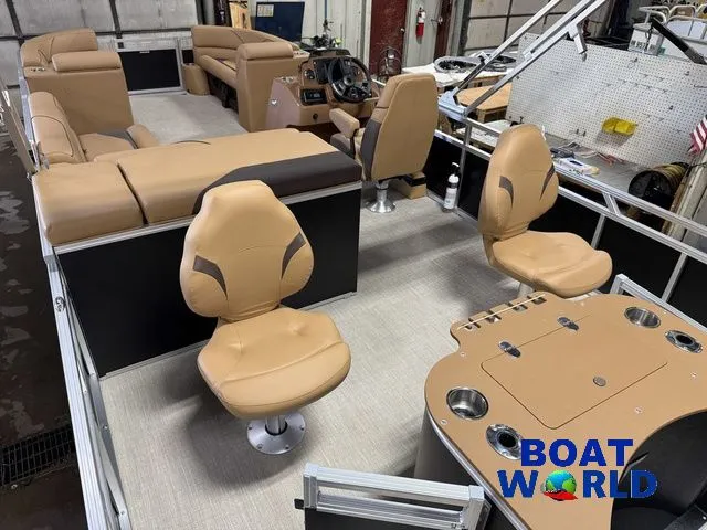 Slide: The Image of Tahoe Sport 2385 Rear Fish & Honda 4-Stroke EFI 2026 - 23