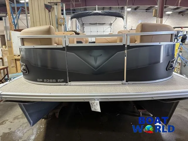 Slide: The Image of Tahoe Sport 2385 Rear Fish & Honda 4-Stroke EFI 2026 - 32