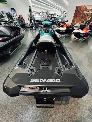 Slide: The Image of Sea-Doo GTR™ 230 IBR 2025 - 5