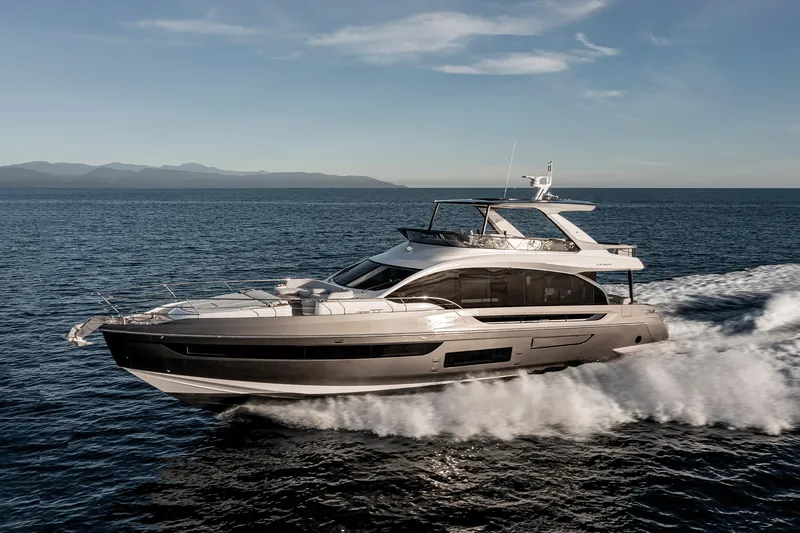 Slide: The Image of Azimut Fly 72 2026 - 66