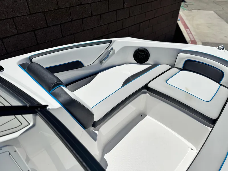 Slide: The Image of 2020 Yamaha Boats AR195 interior seating with sleek design and modern upholstery. - 12