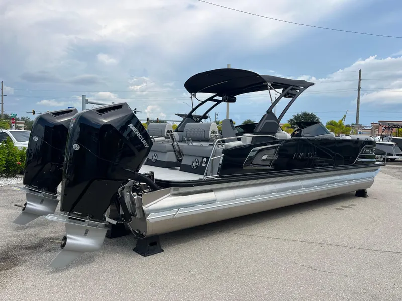 Slide: The Image of 2026 Avalon 2785 Excalibur LTD boat with twin Mercury 400hp V-10 engines. - 5