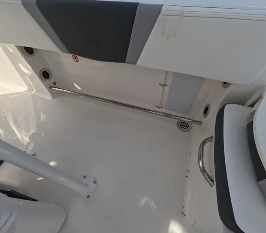 Slide: The Image of Robalo R200 In stock trailer included 2026 - 11