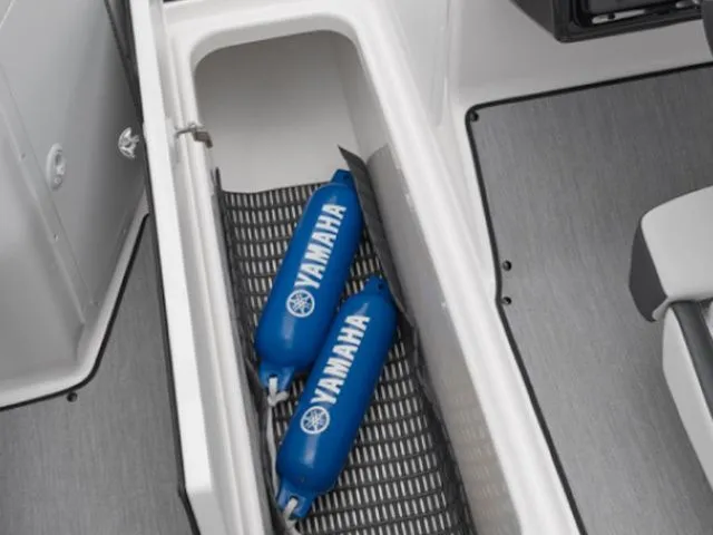 Slide: The Image of Yamaha AR195 2025 - 7