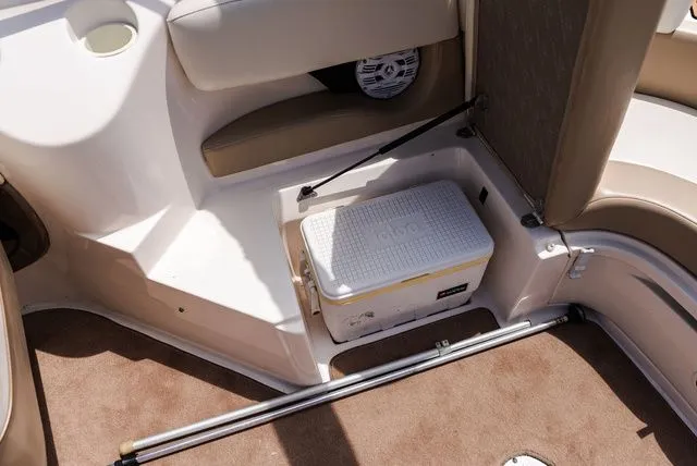 Slide: The Image of Regal 2400 LSR 2004 - 6