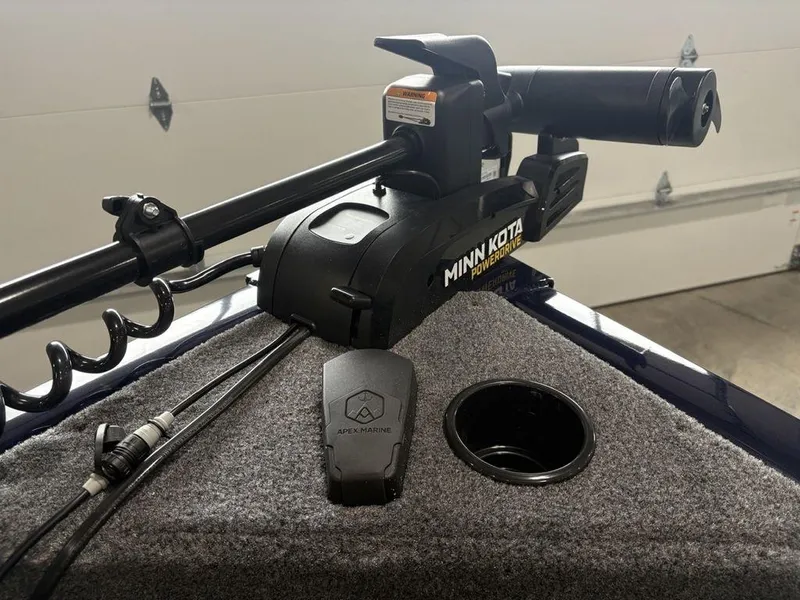 Slide: The Image of Minn Kota PowerDrive on 2026 Tracker Pro Guide™ V-16 SC boat deck. - 8