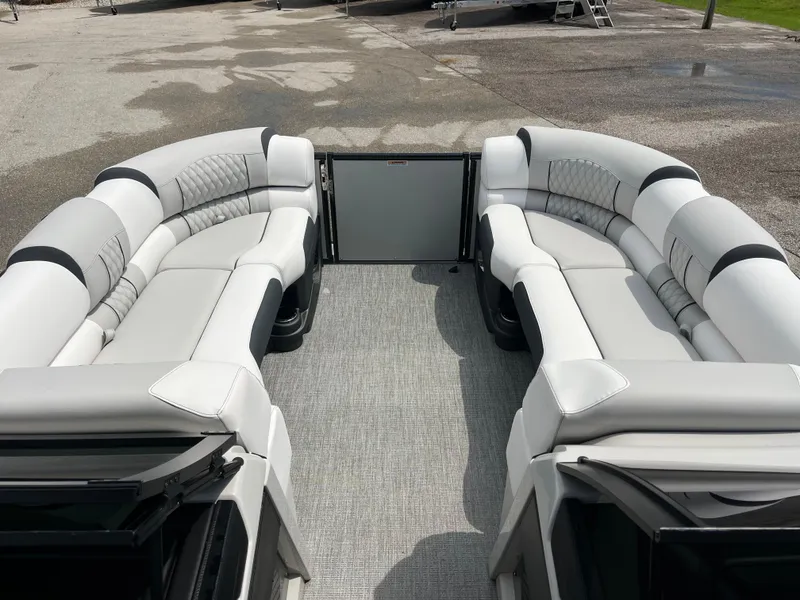 Slide: The Image of Luxurious seating on 2026 Avalon 2585 Catalina Windshield Quad Lounger, featuring high-performance design. - 12