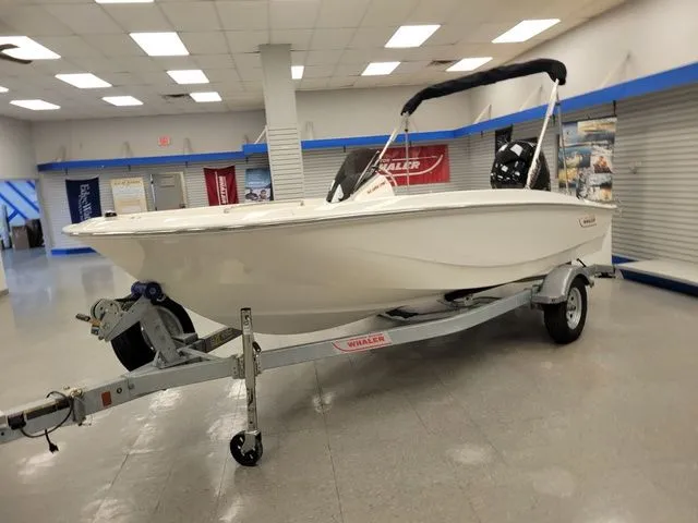 Slide: The Image of Boston Whaler 160 Super Sport 2025 - 3