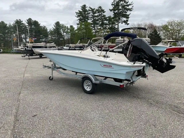 Slide: The Image of Boston Whaler 160 Super Sport 2025 - 4