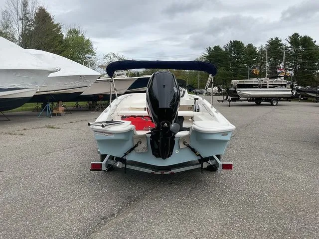 Slide: The Image of Boston Whaler 160 Super Sport 2025 - 5