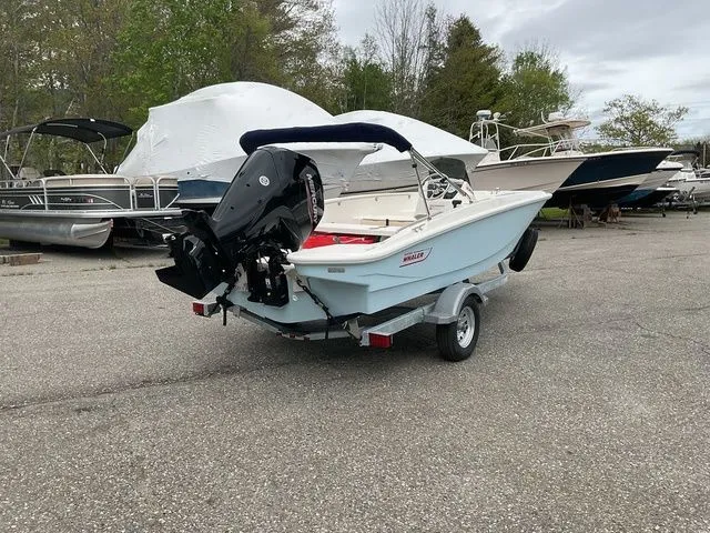 Slide: The Image of Boston Whaler 160 Super Sport 2025 - 6