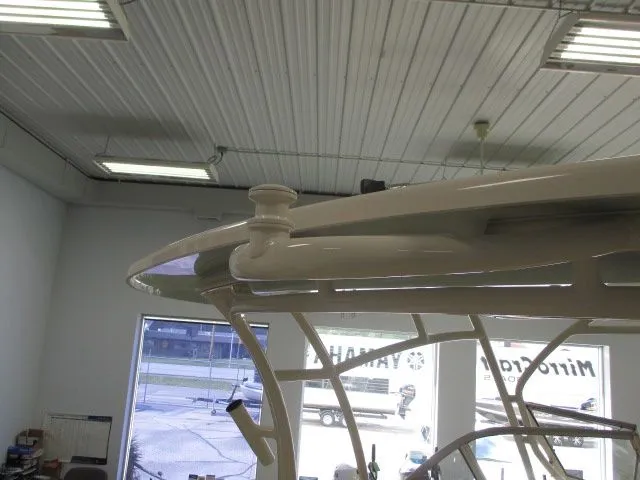 Slide: The Image of Grady-White Freedom 235 2026 - 28