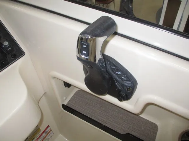 Slide: The Image of Grady-White Freedom 235 2026 - 6