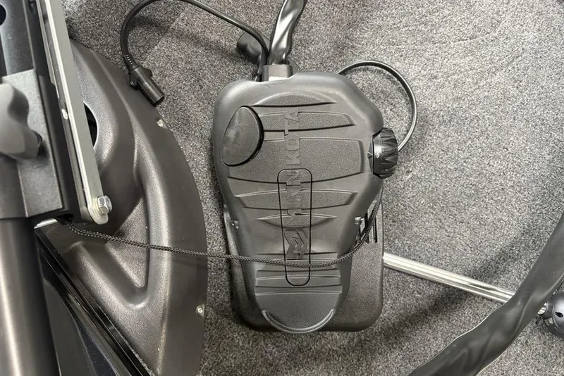 Slide: The Image of 2026 Tracker Pro Team 175 Crappie Edition boat with Minn Kota trolling motor. - 7