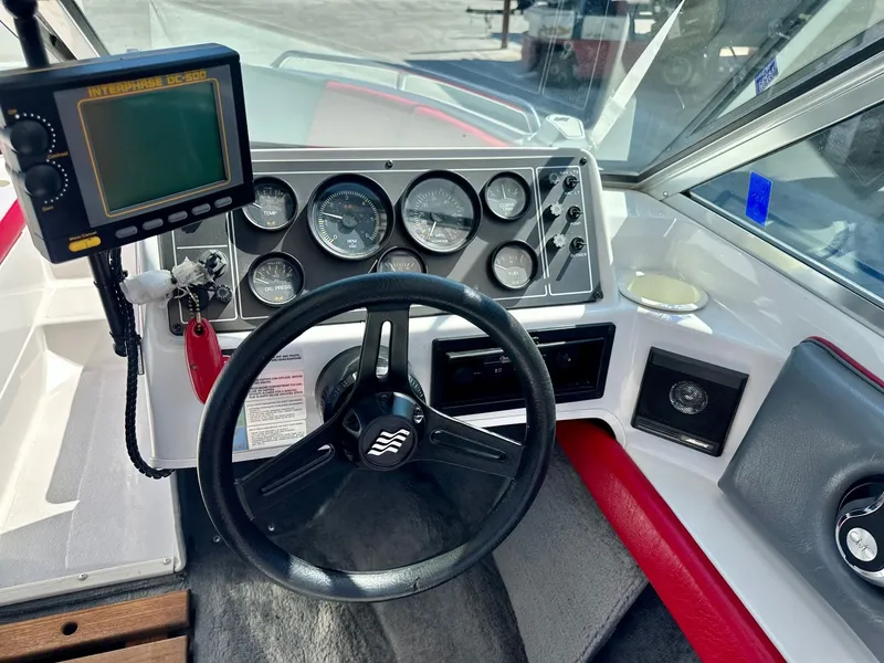 Slide: The Image of Four Winns 190 Freedom 1990 - 8