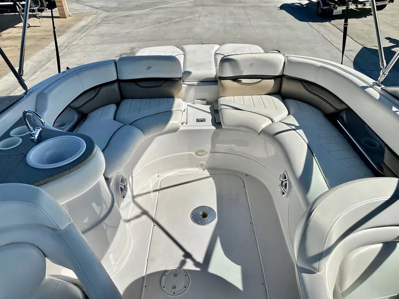 Slide: The Image of Four Winns 230 Horizon 2005 - 17