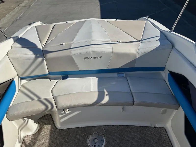 Slide: The Image of Larson LXi 228 2007 - 8