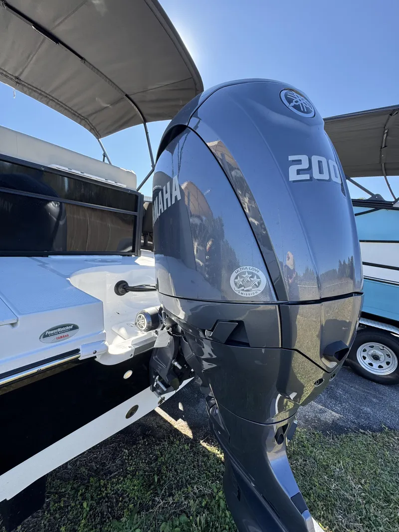 Slide: The Image of Hurricane FunDeck OB FD 2260 REF OB 2025 - 32