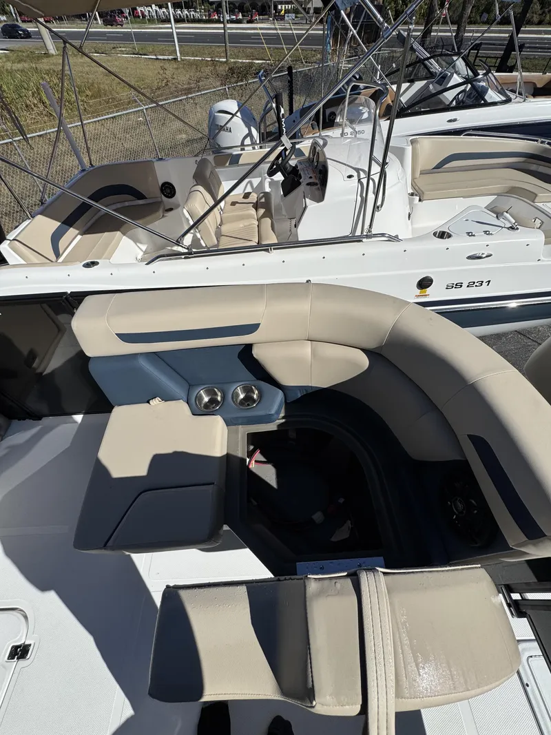 Slide: The Image of Hurricane FunDeck OB FD 2260 REF OB 2025 - 36