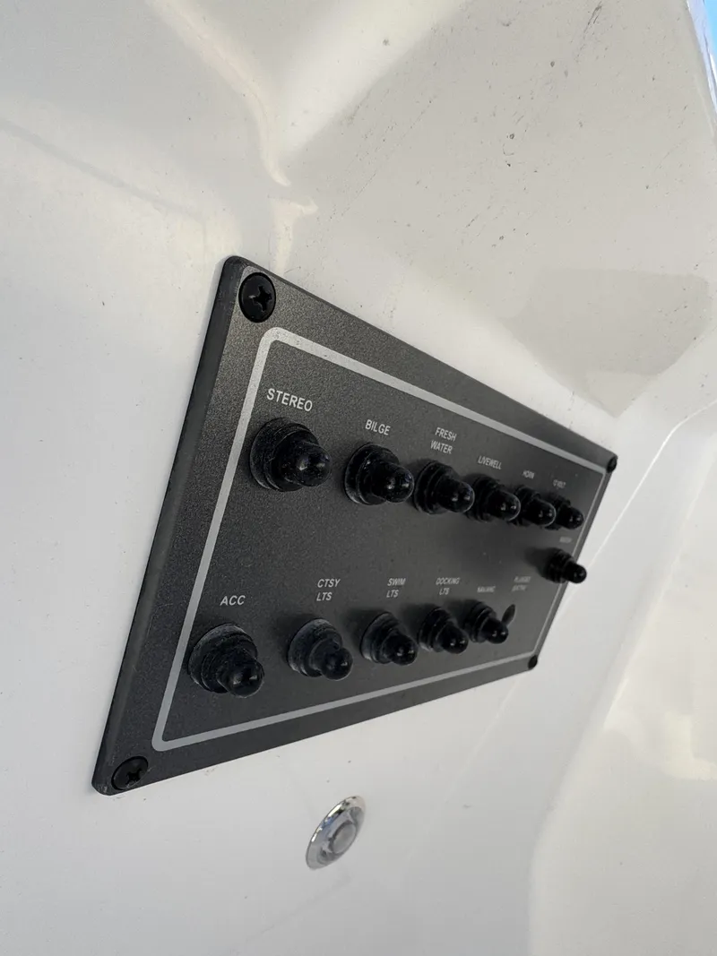 Slide: The Image of Hurricane FunDeck OB FD 2260 REF OB 2025 - 42