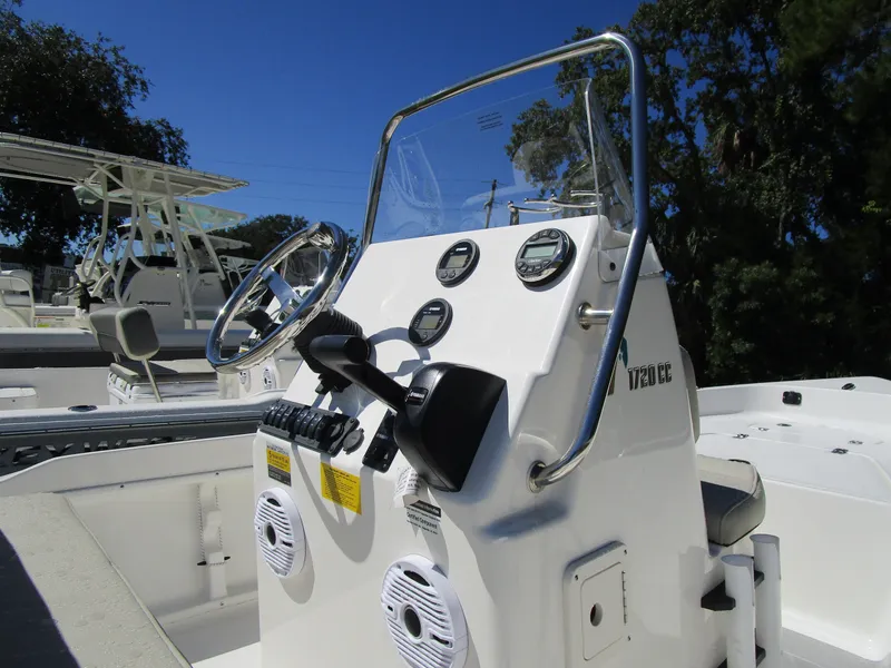 Slide: The Image of Key West 1720 Center Console 2026 - 11