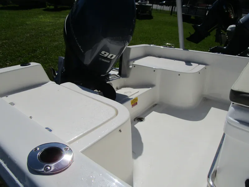 Slide: The Image of Key West 1720 Center Console 2026 - 3