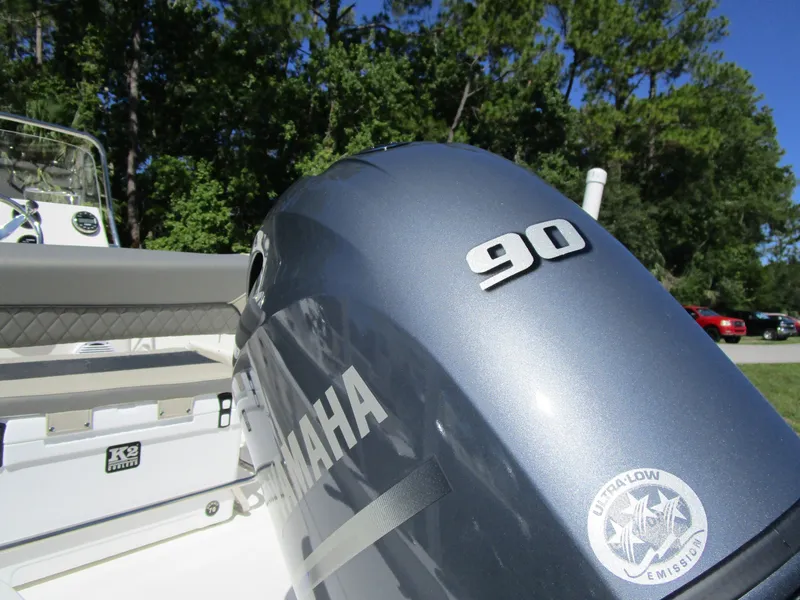 Slide: The Image of Key West 1720 Center Console 2026 - 8