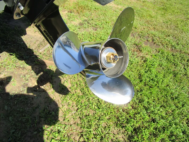 Slide: The Image of Key West 1720 Center Console 2026 - 9