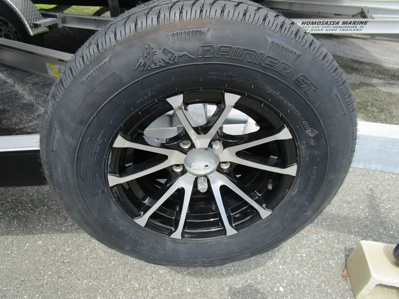 Slide: The Image of Hurricane SunDeck OB SD 2050 OB 2026 - 12