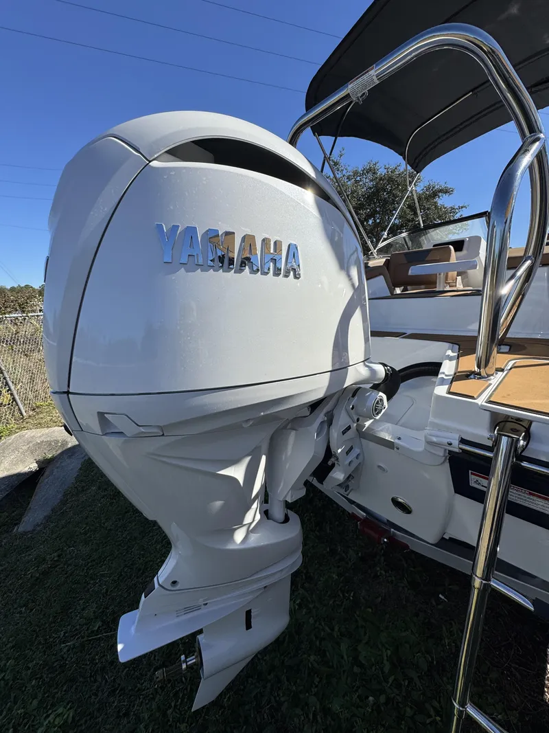 Slide: The Image of Hurricane SunDeck OB SD 2050 OB 2026 - 20