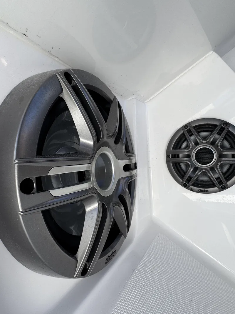 Slide: The Image of Hurricane SunDeck OB SD 2050 OB 2026 - 35