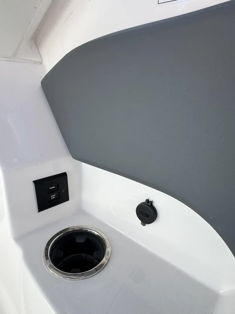 Slide: The Image of Hurricane SunDeck OB SD 2050 OB 2026 - 36