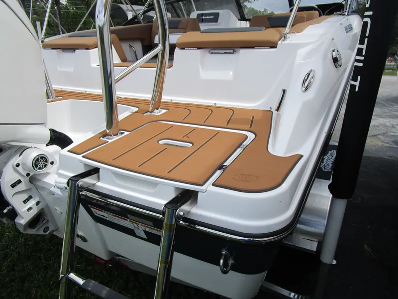 Slide: The Image of Hurricane SunDeck OB SD 2050 OB 2026 - 4