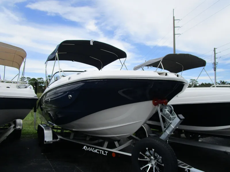 Slide: The Image of Hurricane SunDeck OB SD 2050 OB 2026 - 8