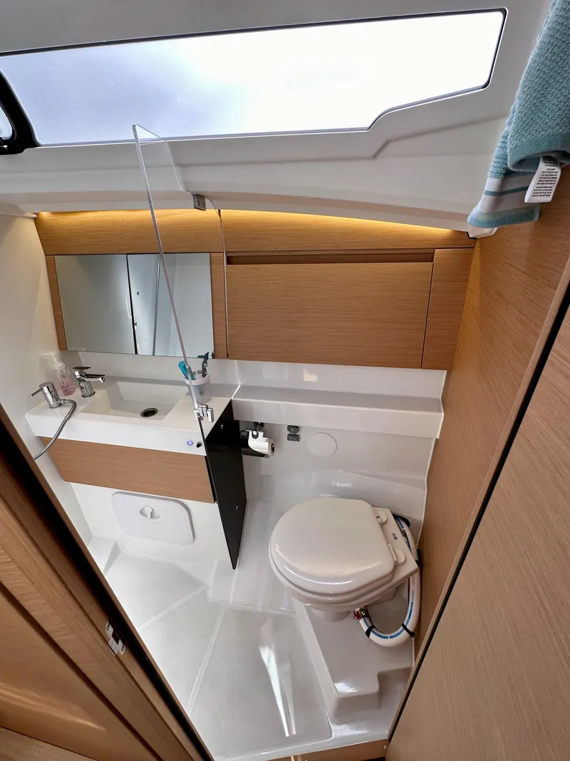 Slide: The Image of Jeanneau Sun Odyssey 410 2024 - 62