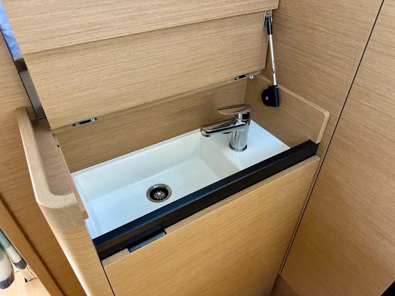 Slide: The Image of Jeanneau Sun Odyssey 410 2024 - 86