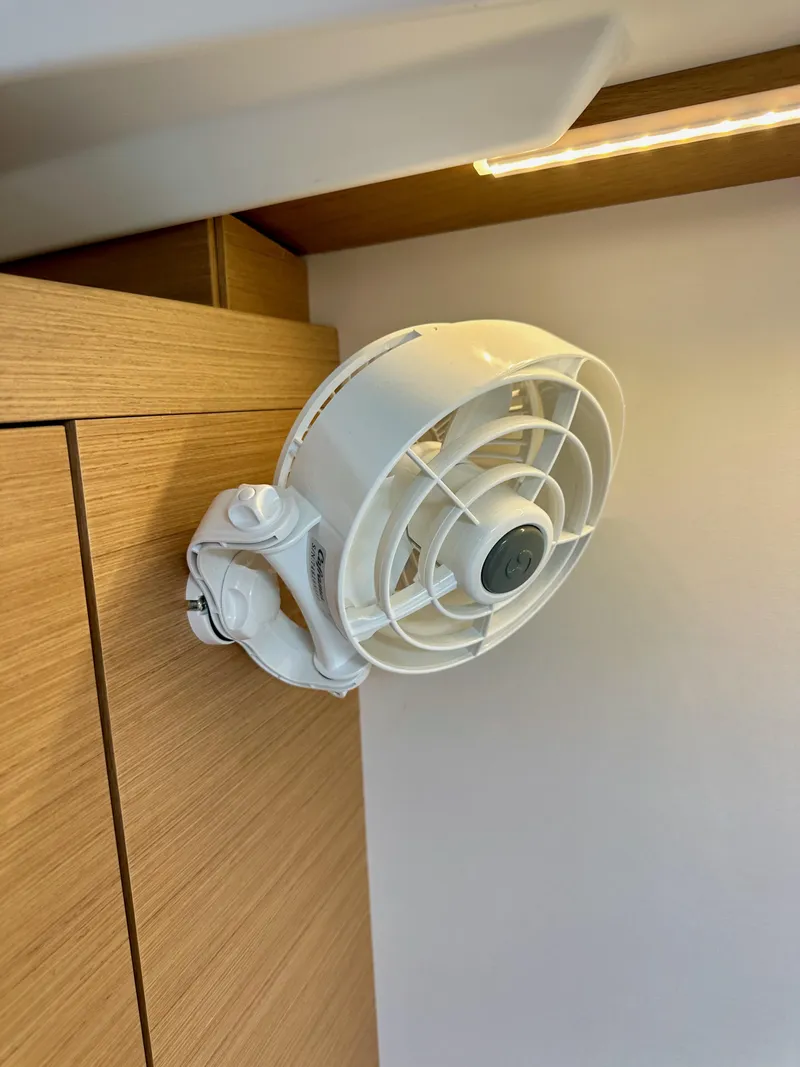 Slide: The Image of Jeanneau Sun Odyssey 410 2024 - 87